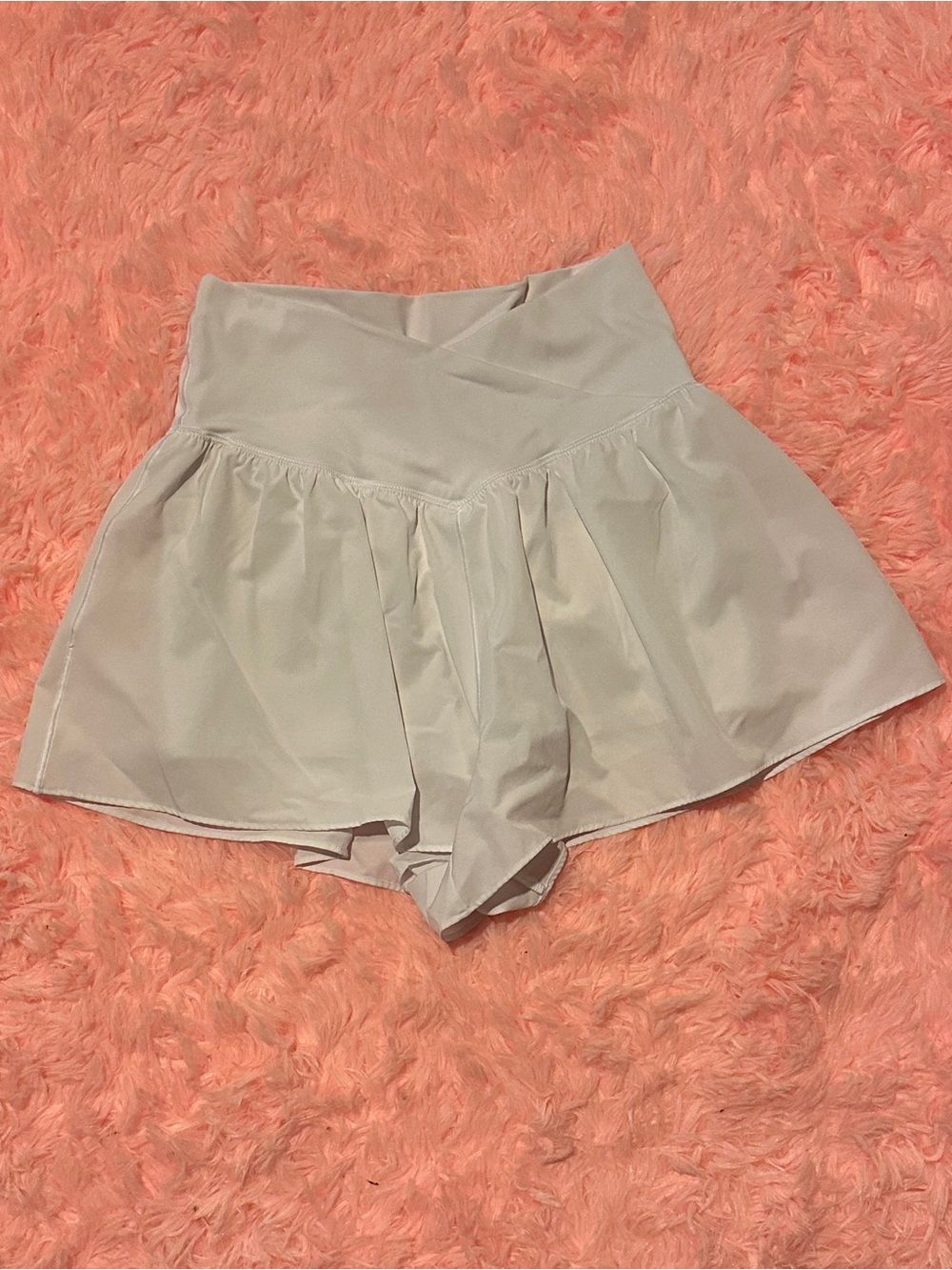 Offline by Aerie Flowy Athletic Shorts in White